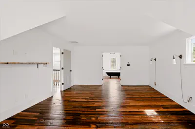 8437 500, Zionsville - 41