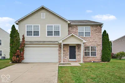 13006 Quarterback Lane, Fishers