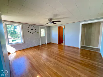317 Center Street, Worthington - 12
