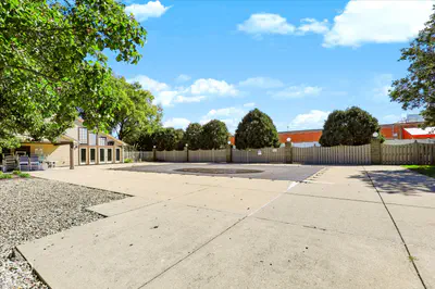 8720 Yardley Court, Indianapolis - 53