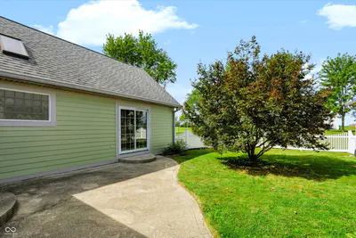 9510 235th Street, Cicero - 79