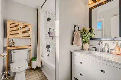 3439 Central Avenue, Columbus - 19