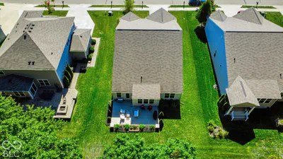 6794 Keepsake Drive, Whitestown - 23