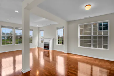 2542 Middle View Drive, Columbus - 8