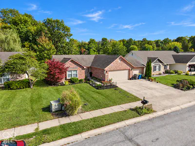 431 Blue Spring Drive, Indianapolis - 2