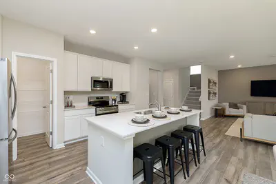 1922 Clearwater Drive, Greenfield - 7