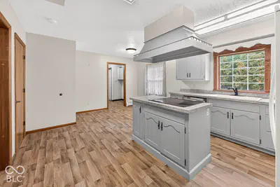 2442 E County Road 1050 S, Cloverdale - 32