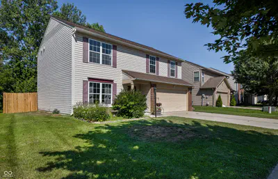 15427 Outside Trail, Noblesville - 2