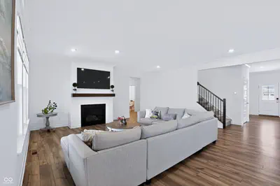 15352 Manderley Street, Fishers - 9