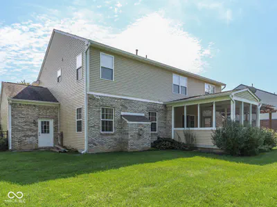 6648 Wilmot Lane, Avon - 38