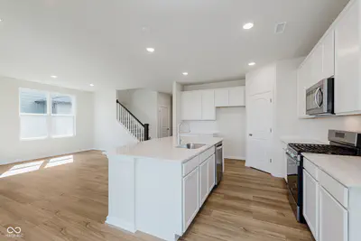 2568 Madison Lane, Plainfield - 9