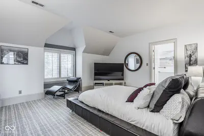 290 Breakwater Drive, Fishers - 15