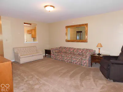 1029 E Crown Pointe Boulevard, Greensburg - 7