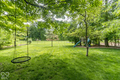 3805 Village Drive, New Palestine - 24