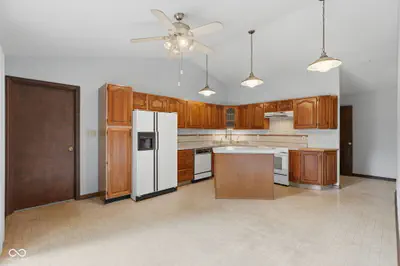 12774 N Oakhaven Drive, Camby - 22
