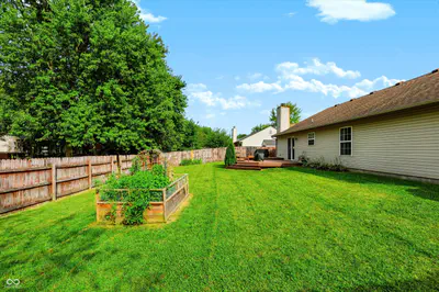 5218 Gateway Avenue, Noblesville - 43