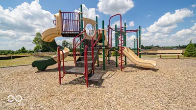 6162 Wasco Drive, Whitestown - 33