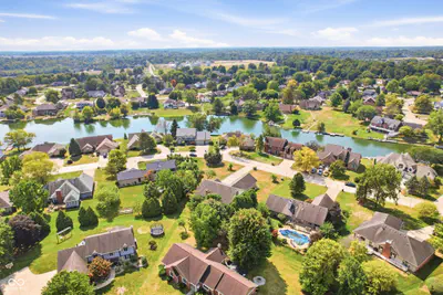 1909 Lakeside Lane, Indianapolis - 40