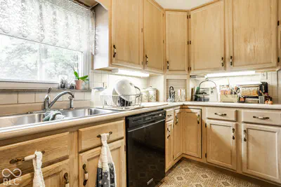 4102 Central Avenue, Indianapolis - 35