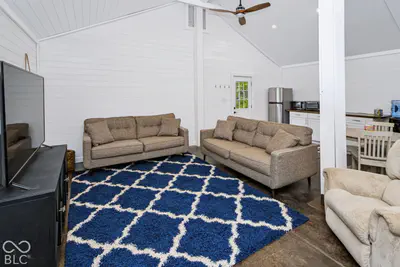 6461 Quail Drive, Nineveh - 20