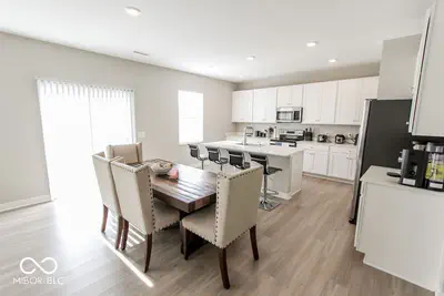 9575 Crossfield Road, Avon - 21