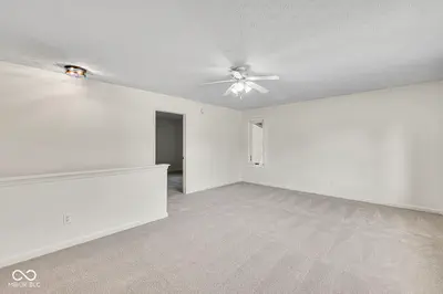 8921 Woodlark Drive, Fishers - 13