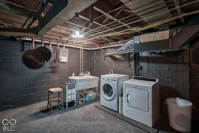 1060 W 58th Street, Indianapolis - 24