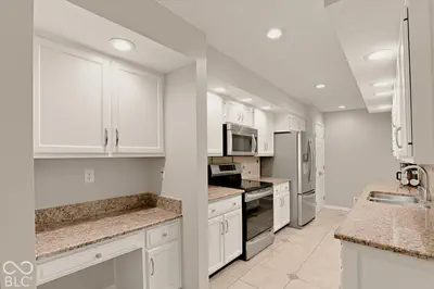 9308 Spring Forest Drive, Indianapolis - 14
