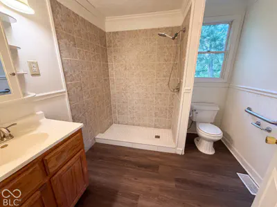 207 E Park Street, Trafalgar - 13