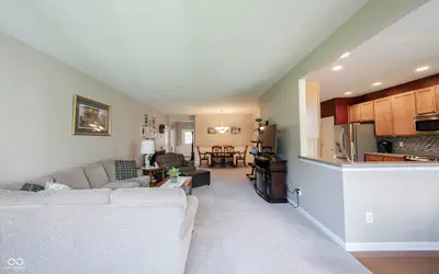 15962 Venito Trail, Fishers - 3