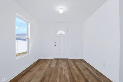 753 Indigo Court, Greenfield - 18