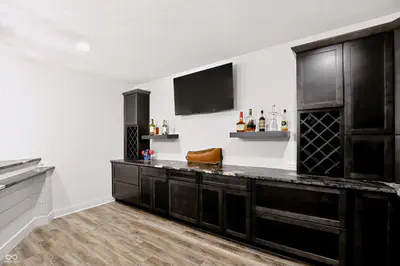927 Racetime Road, Westfield - 95