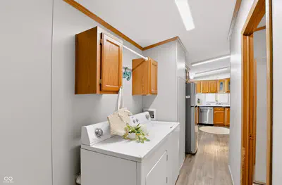 150 Sunset Court, Cicero - 19