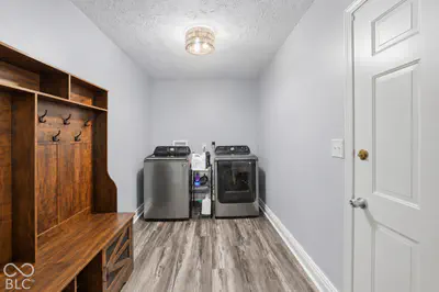 5976 Williams Drive, Plainfield - 29