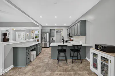 2807 Bloomsbury Drive, Greenwood - 19