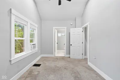 247 Oakland Avenue, Indianapolis - 17