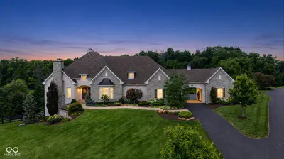 8264 Fall Creek Drive, Pendleton - 2