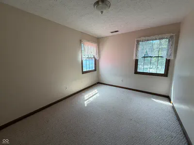 613 Shady Lane, North Vernon - 5