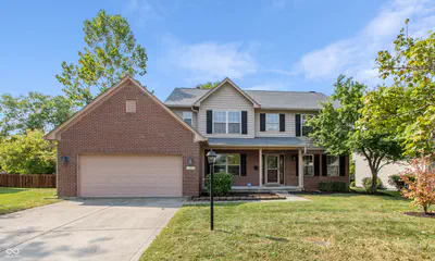 10517 Greenway Drive, Fishers