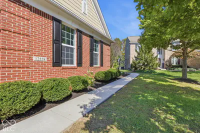 12558 Talon Crest Drive, Fishers - 2