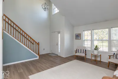 1417 Royal Lake Drive, Indianapolis - 4