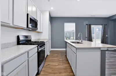 1096 Sunderland Drive, Greenwood - 7