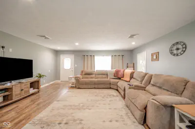2513 W 300 S, Shelbyville - 7