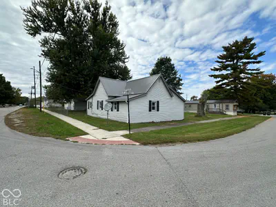 208 N East, Roachdale - 5