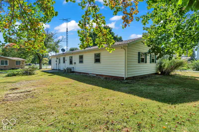 801 North Lane, Linden - 33