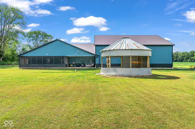7566 Blue River Road, Carthage - 63