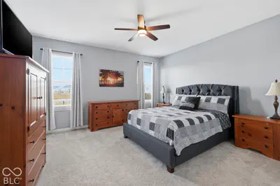 8390 N Doheny Drive, McCordsville - 28