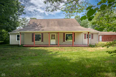6546 County Road 1300, Seymour - 2
