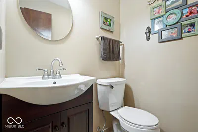 850 Oakwood Drive, Greenwood - 25