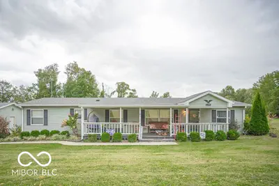 8179 County Road 50, Clay City